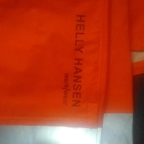 Helly Hansen - Picture 4 of 5
